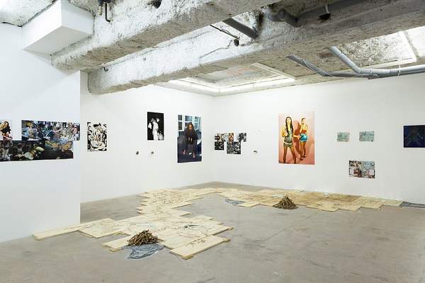 Image 4 of 48