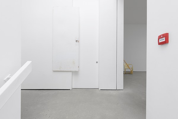 Image 2 of 28