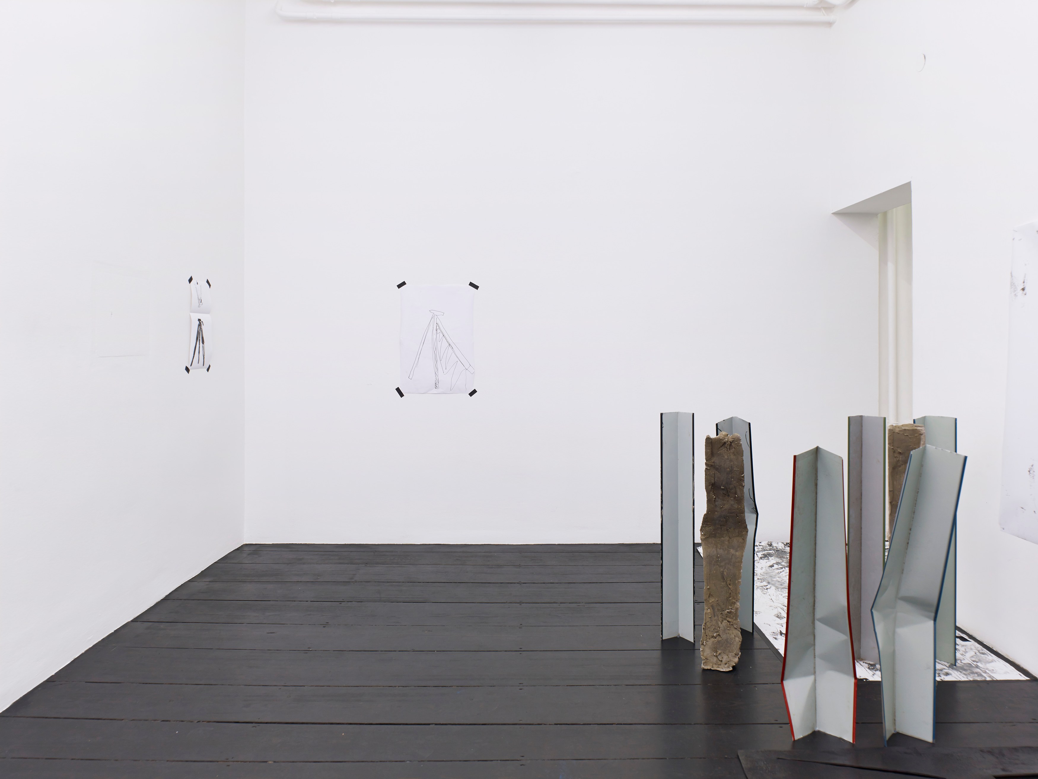 Nora Schultz, The tripods' escape at Isabella Bortolozzi, photo 11