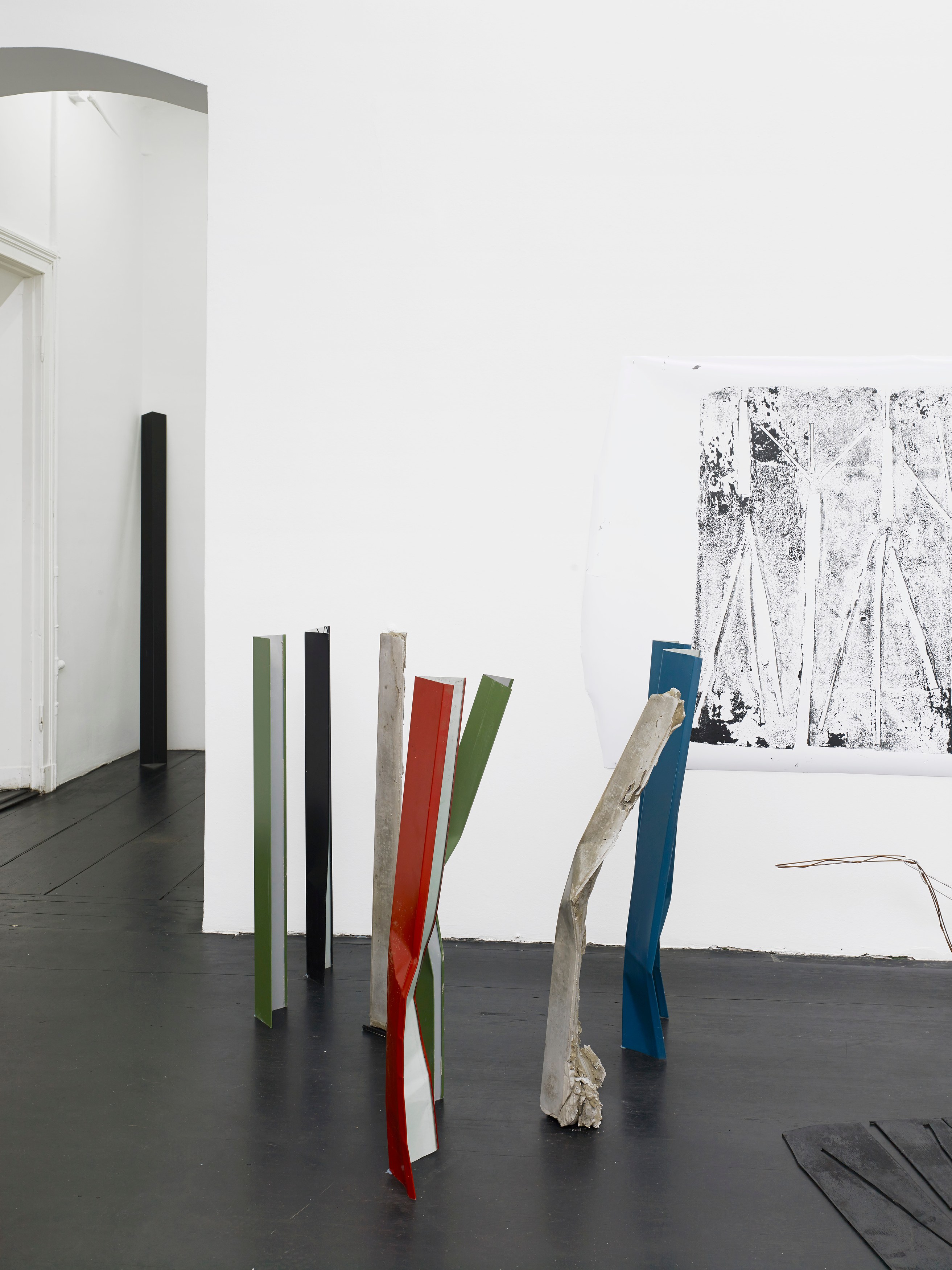 Nora Schultz, The tripods' escape at Isabella Bortolozzi, photo 15