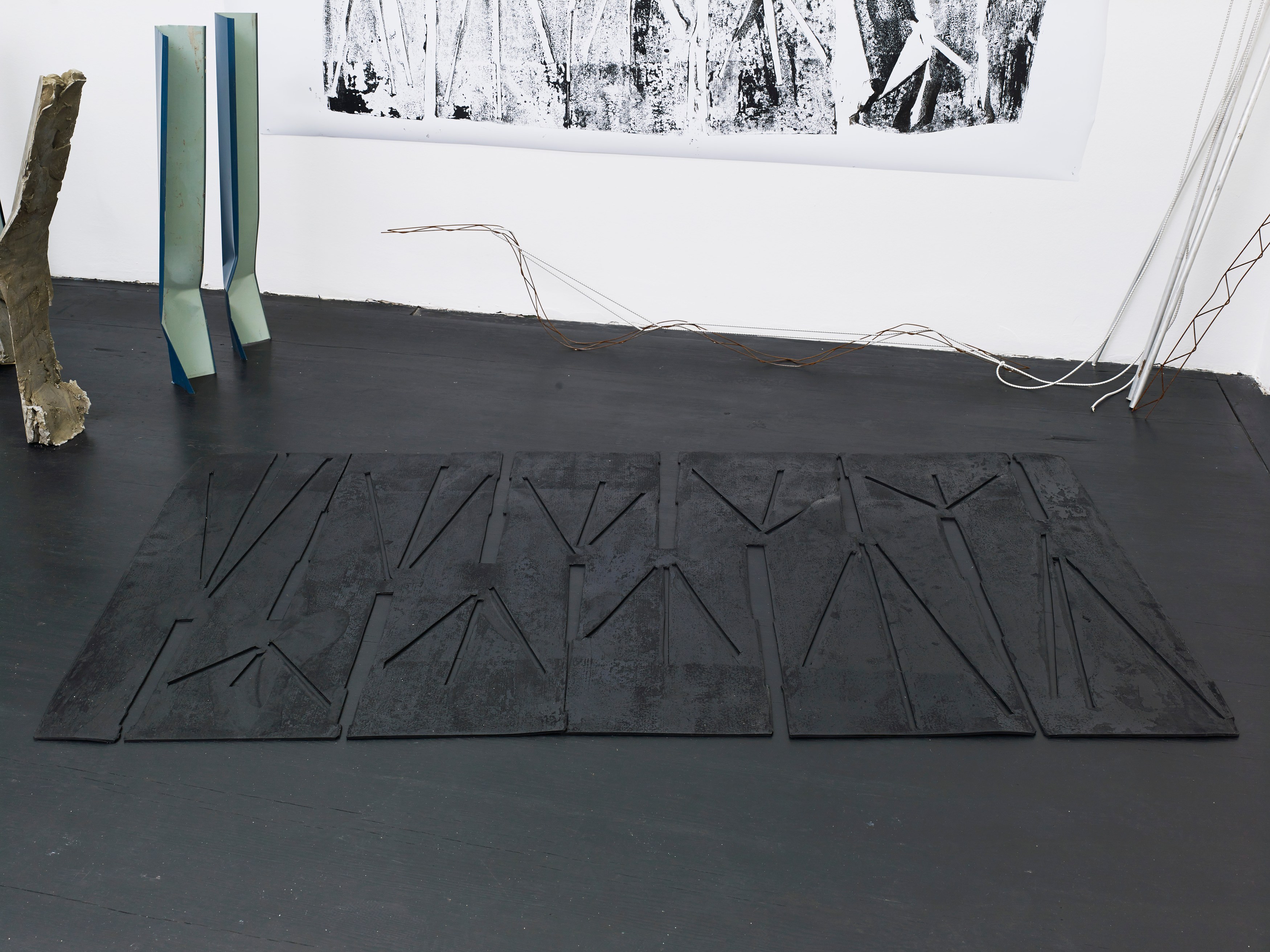 Nora Schultz, The tripods' escape at Isabella Bortolozzi, photo 19