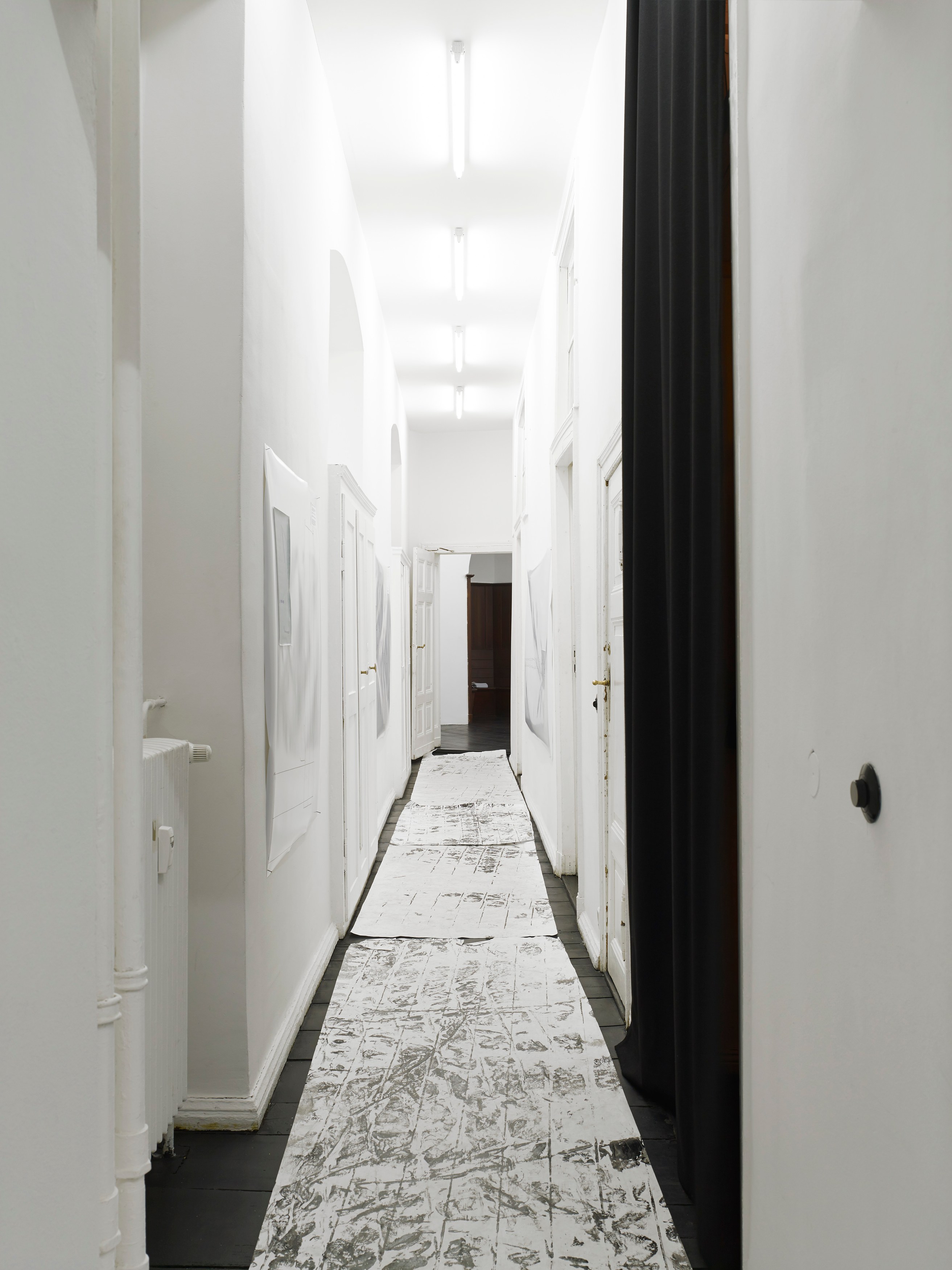 Nora Schultz, The tripods' escape at Isabella Bortolozzi, photo 28