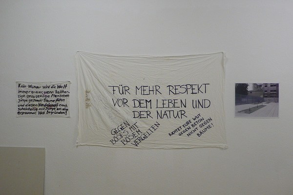 Image 2 of 7