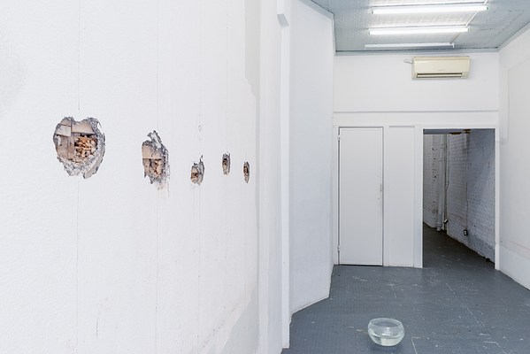Image 4 of 19