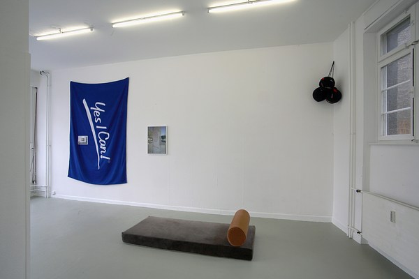 Image 3 of 18