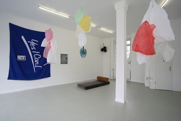 Image 1 of 18