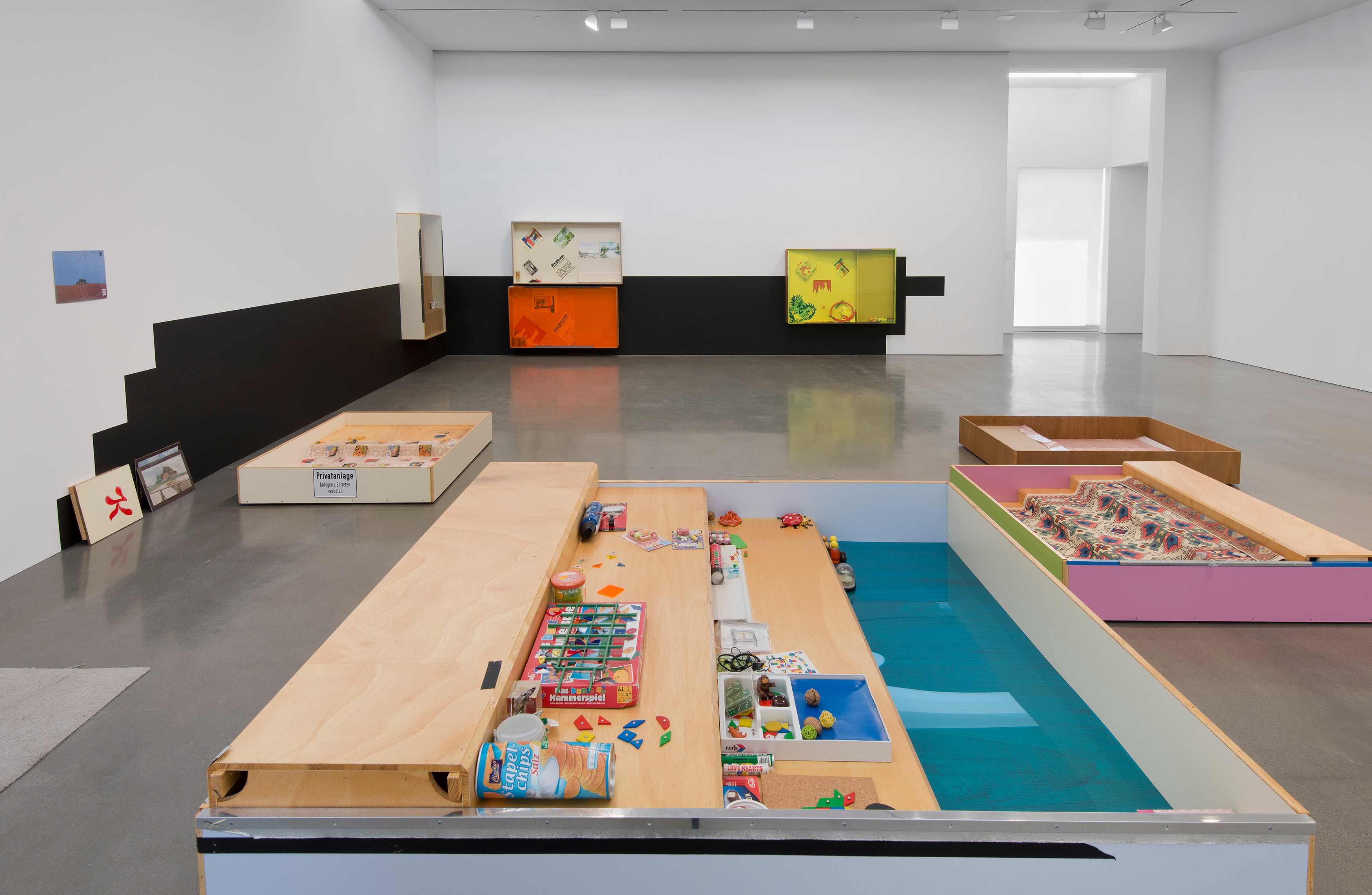 Manfred Pernice, Bbreiland at Regen Projects, photo 6