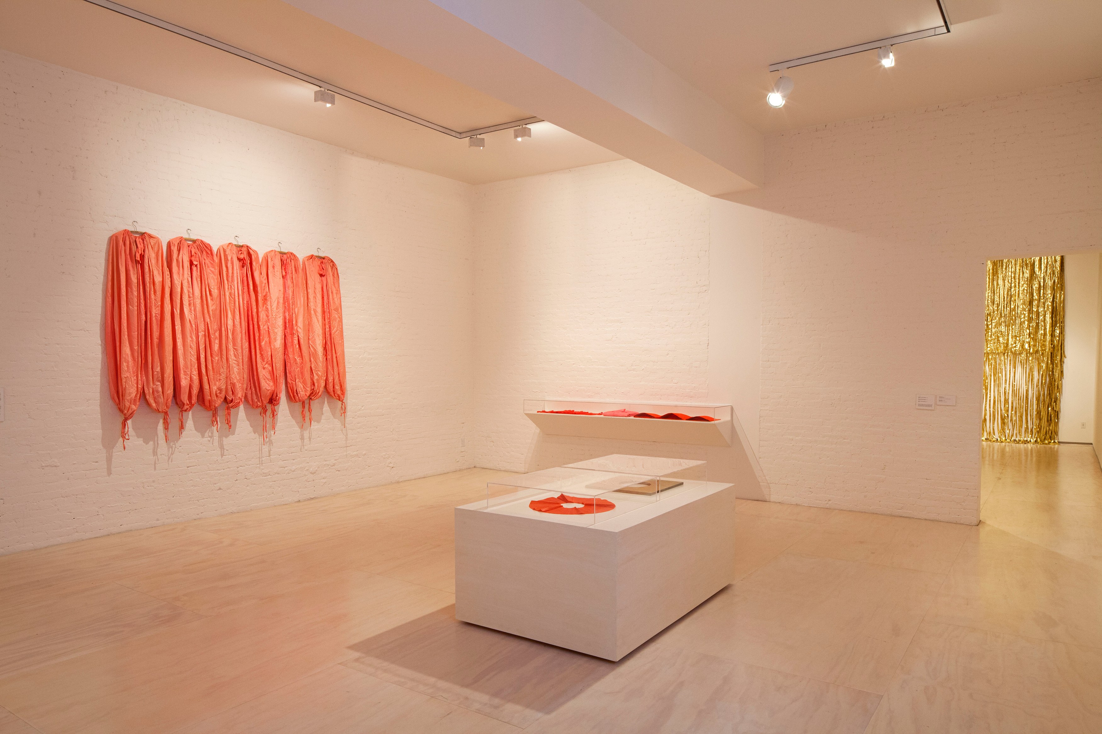 James Lee Byars, 1/2 An Autobiography at MoMA PS1, photo 6