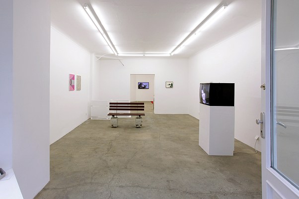 Image 3 of 39