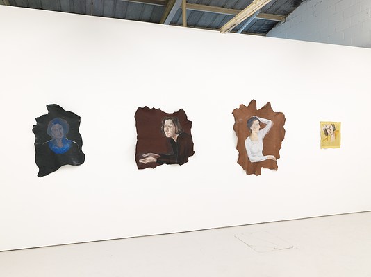 Image 2 of 12