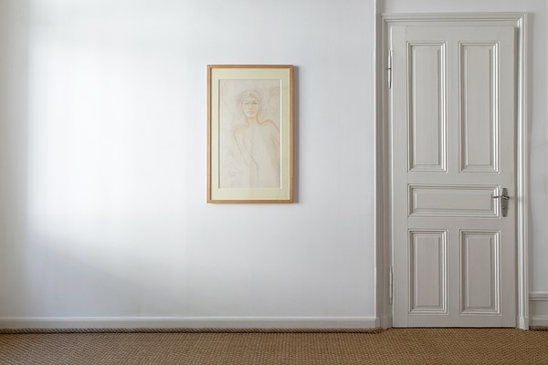 Image 4 of 12