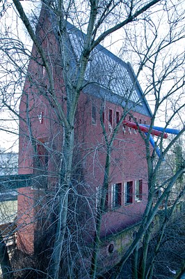 Image 5 of 33