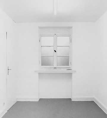 Image 5 of 33