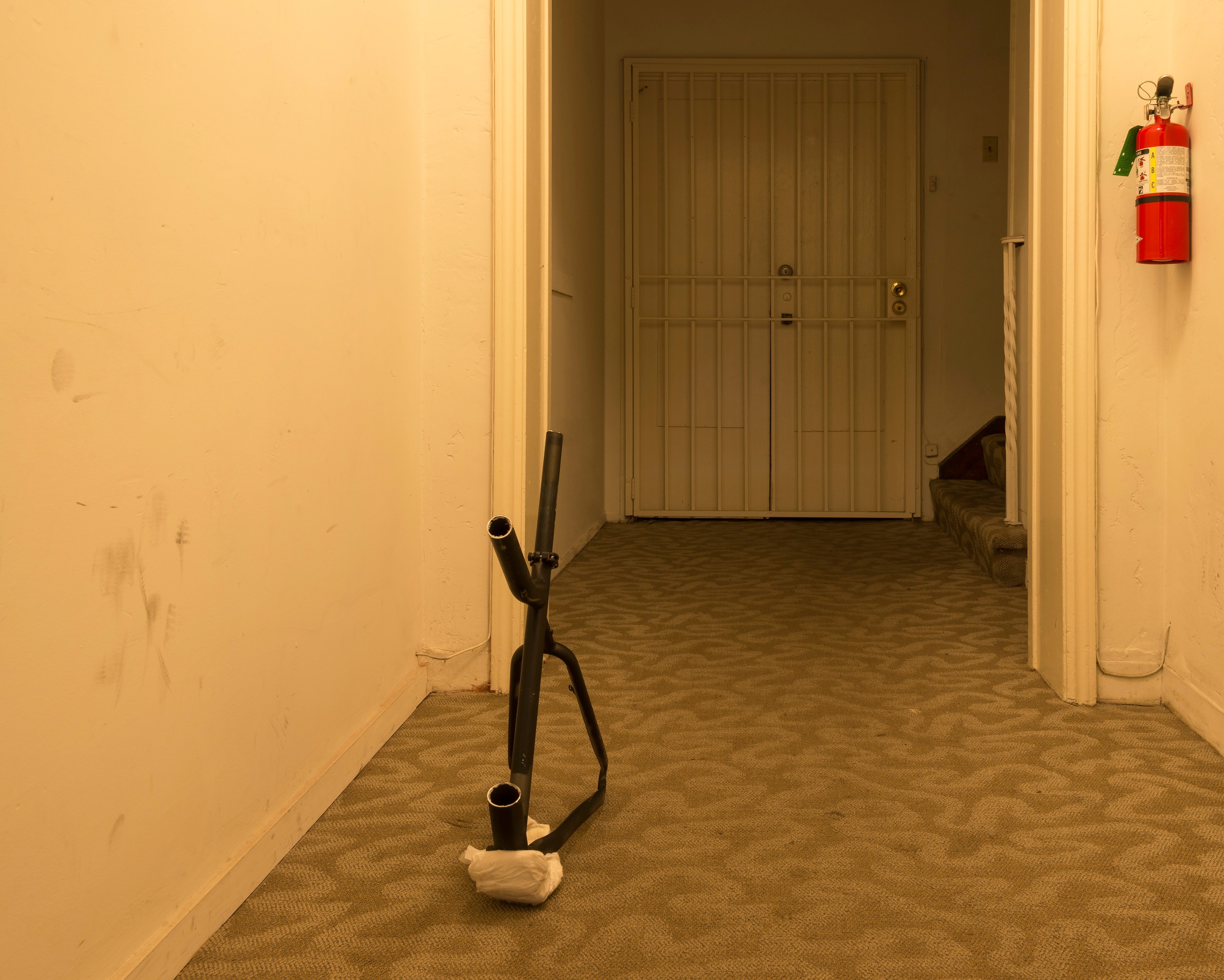 Michael E. Smith, Untitled at Michael Benevento Gallery, photo 16