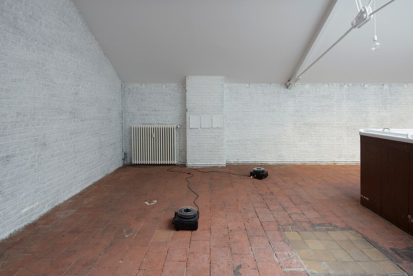 Image 9 of 68
