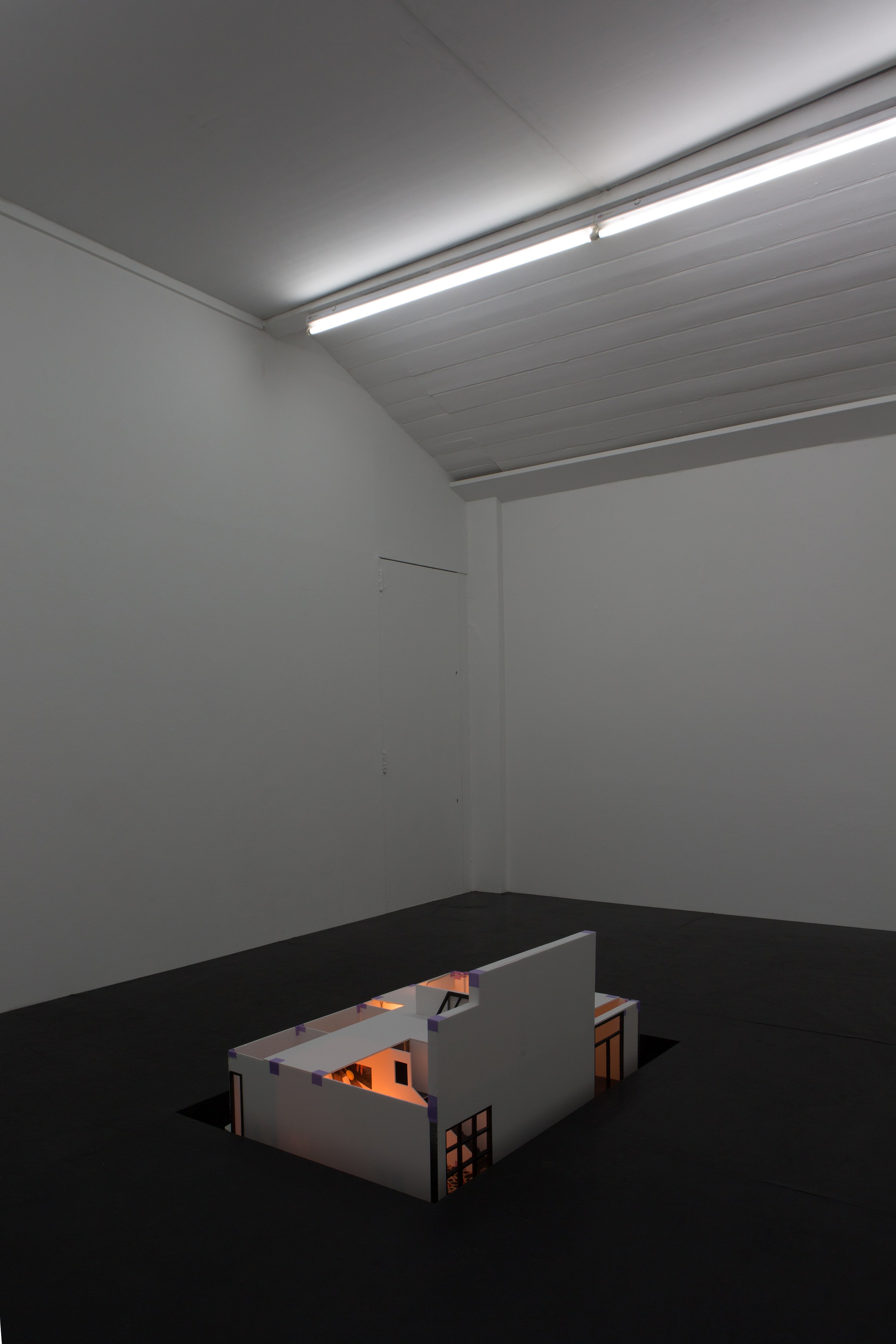Ghislaine Leung, The Moves at Cell Project Space, photo 4