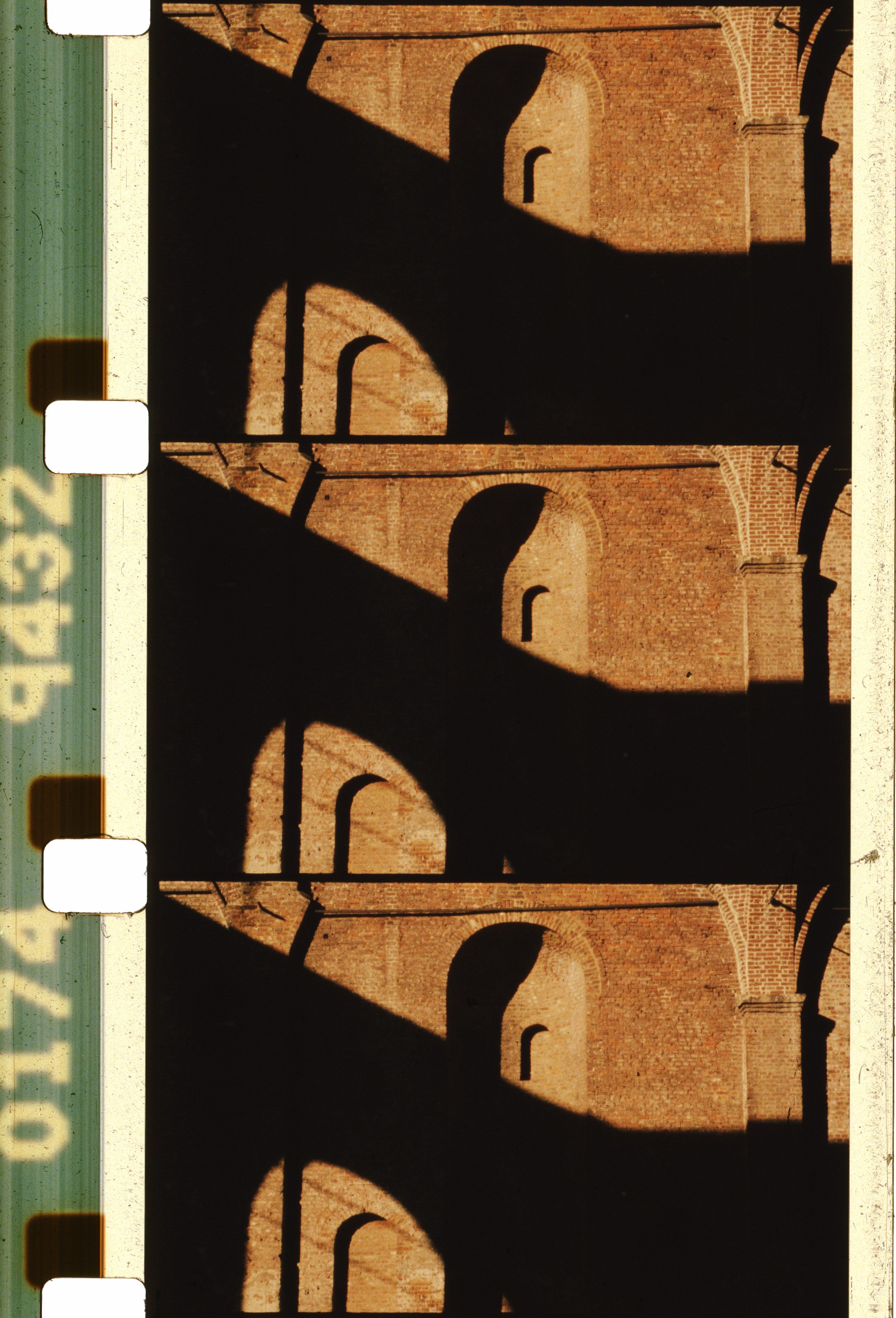 Fiona Tan, Archive / Ruins at Peter Freeman, photo 17