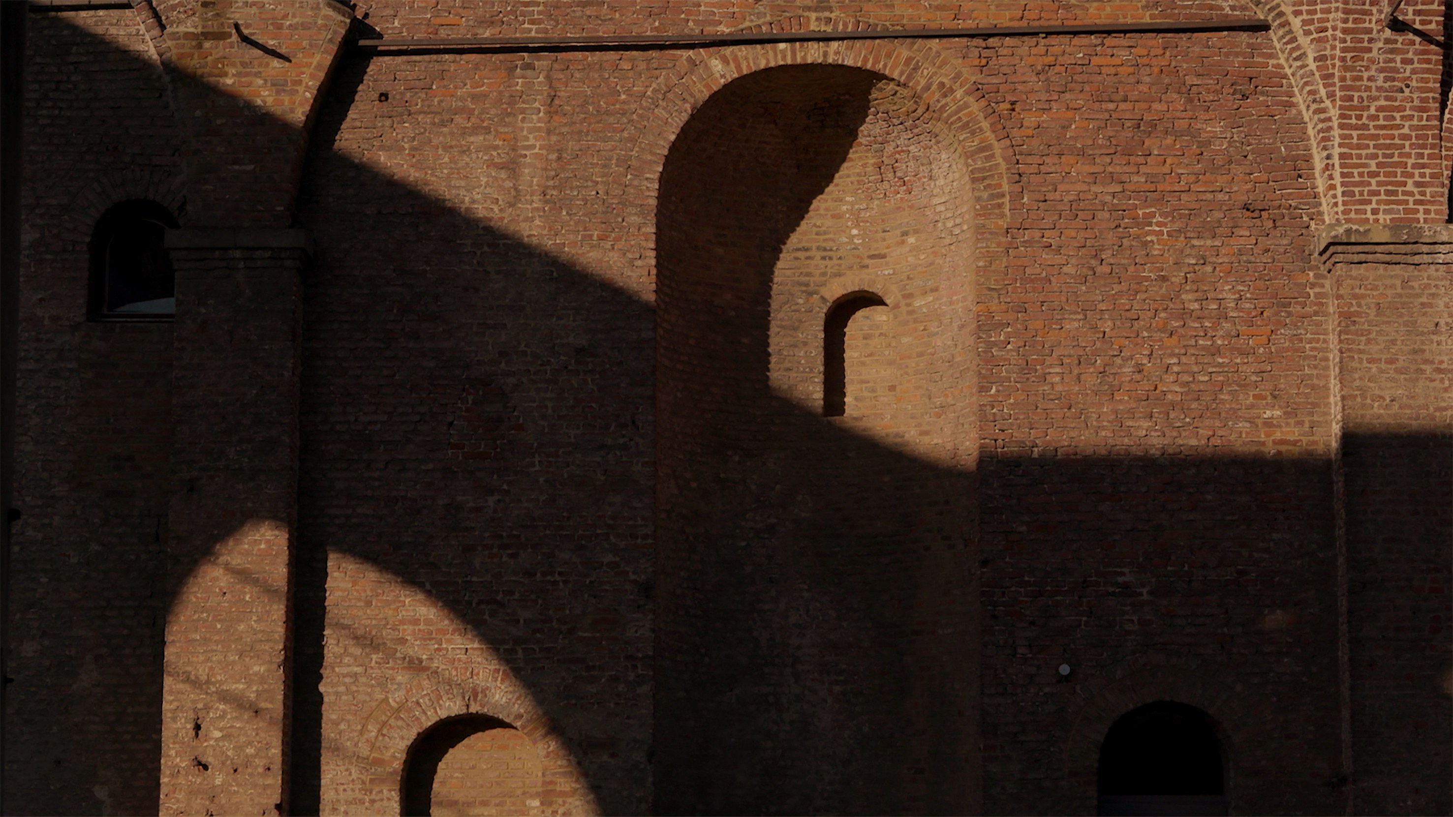 Fiona Tan, Archive / Ruins at Peter Freeman, photo 43
