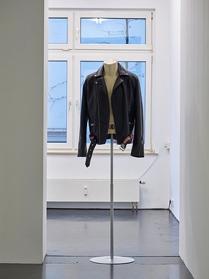 Image 10 of 19