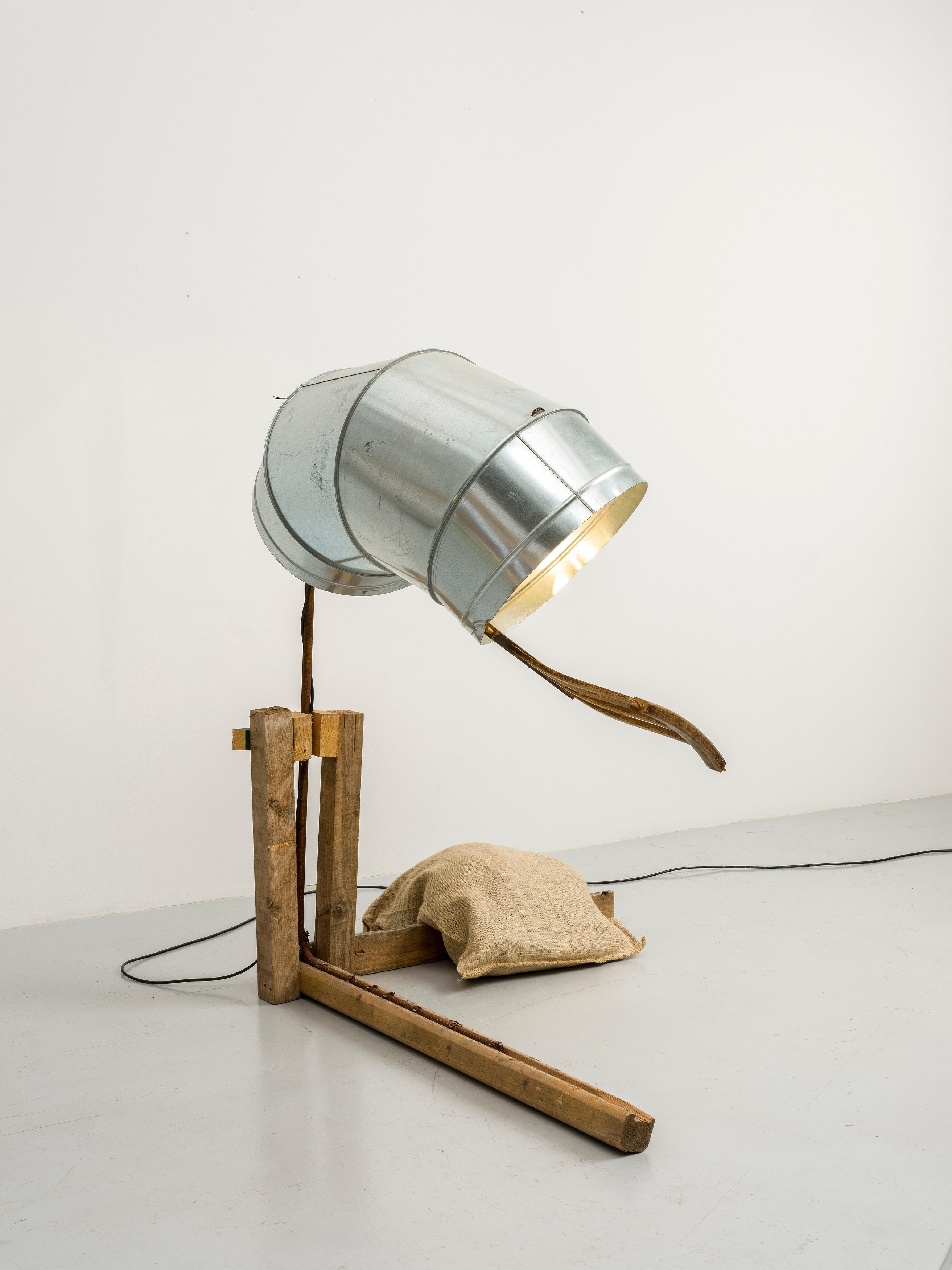 Seen in a crystal ball, Seen in a crystal ball at Galerie Chantal Crousel, photo 13