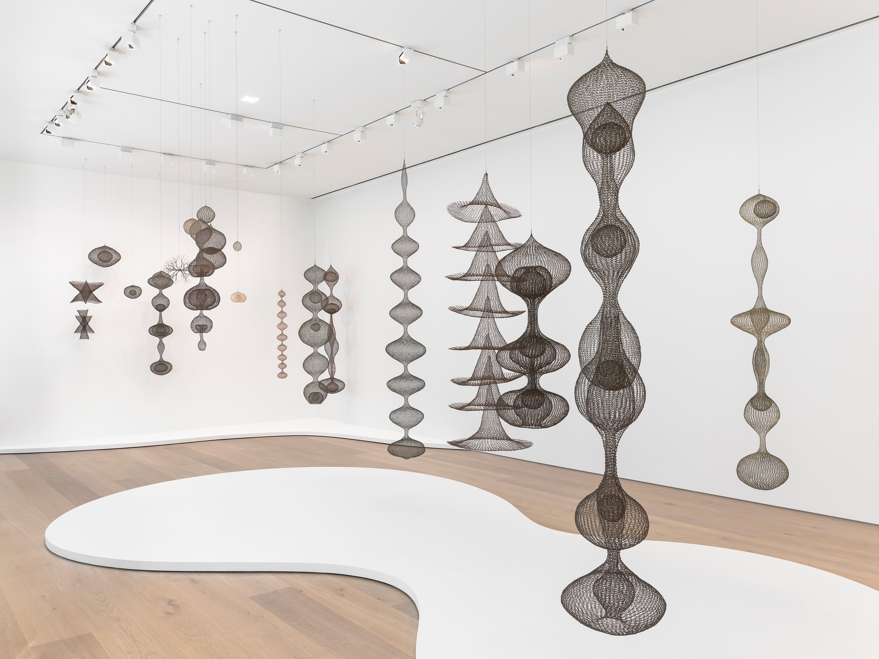 Ruth Asawa, Untitled at Josh Smith Studio, Brooklyn, photo 2