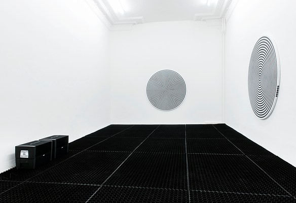 Image 4 of 9