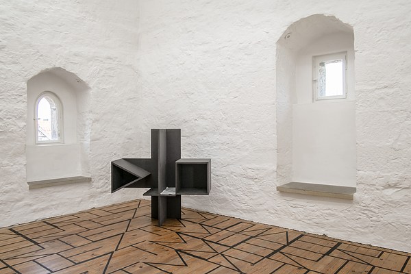 Image 4 of 9