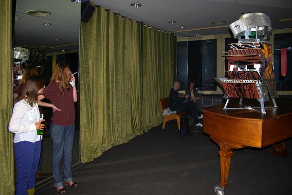 Image 2 of 11