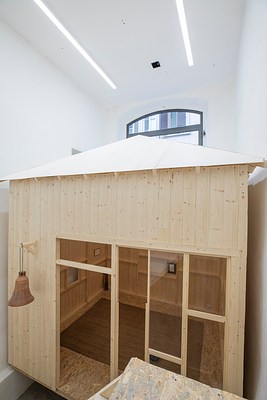 Image 5 of 23