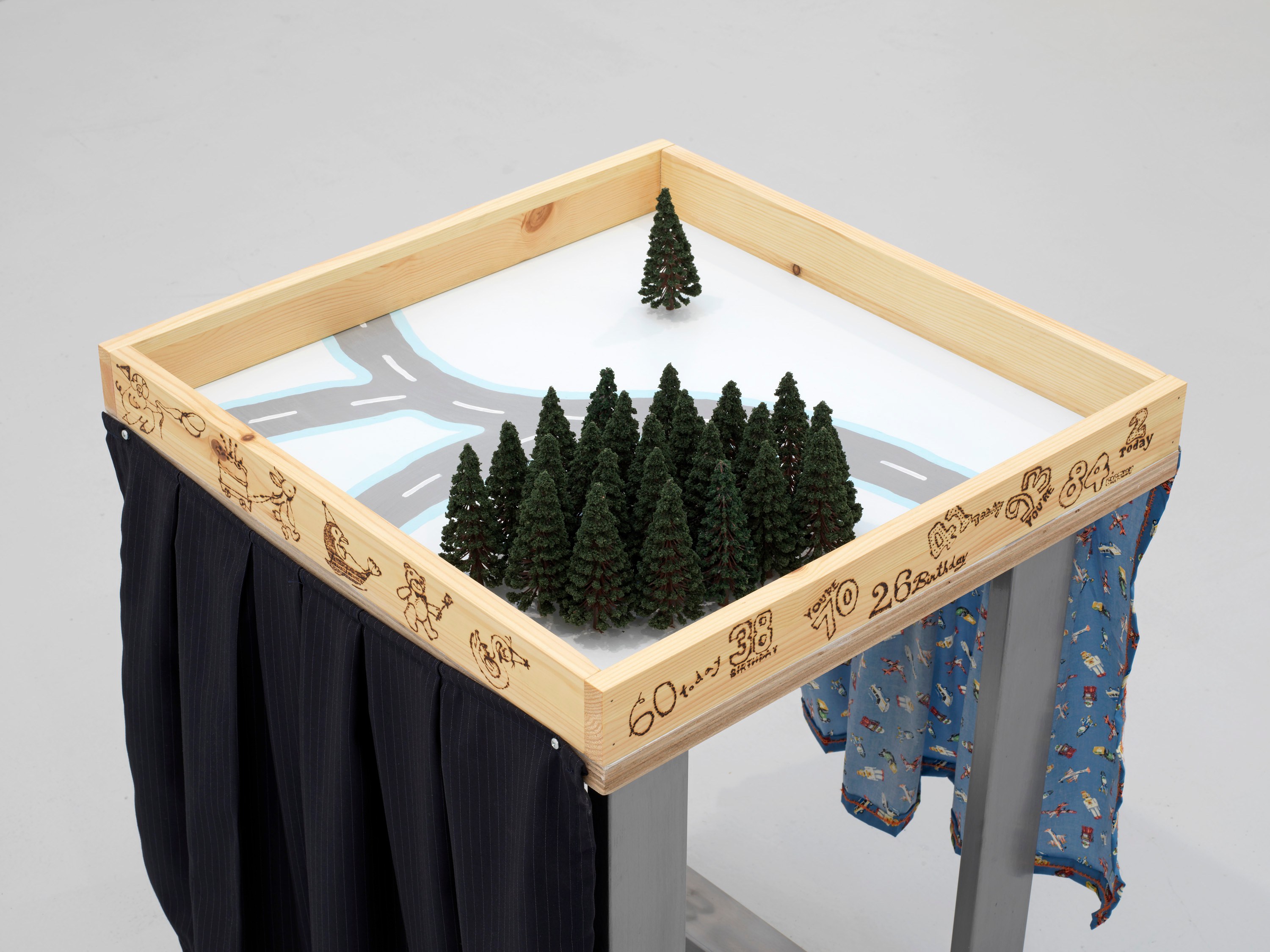 Guendalina Cerruti, Zoe Williams, Playful Agressions at greengrassi & Corvi-Mora, London, photo 19