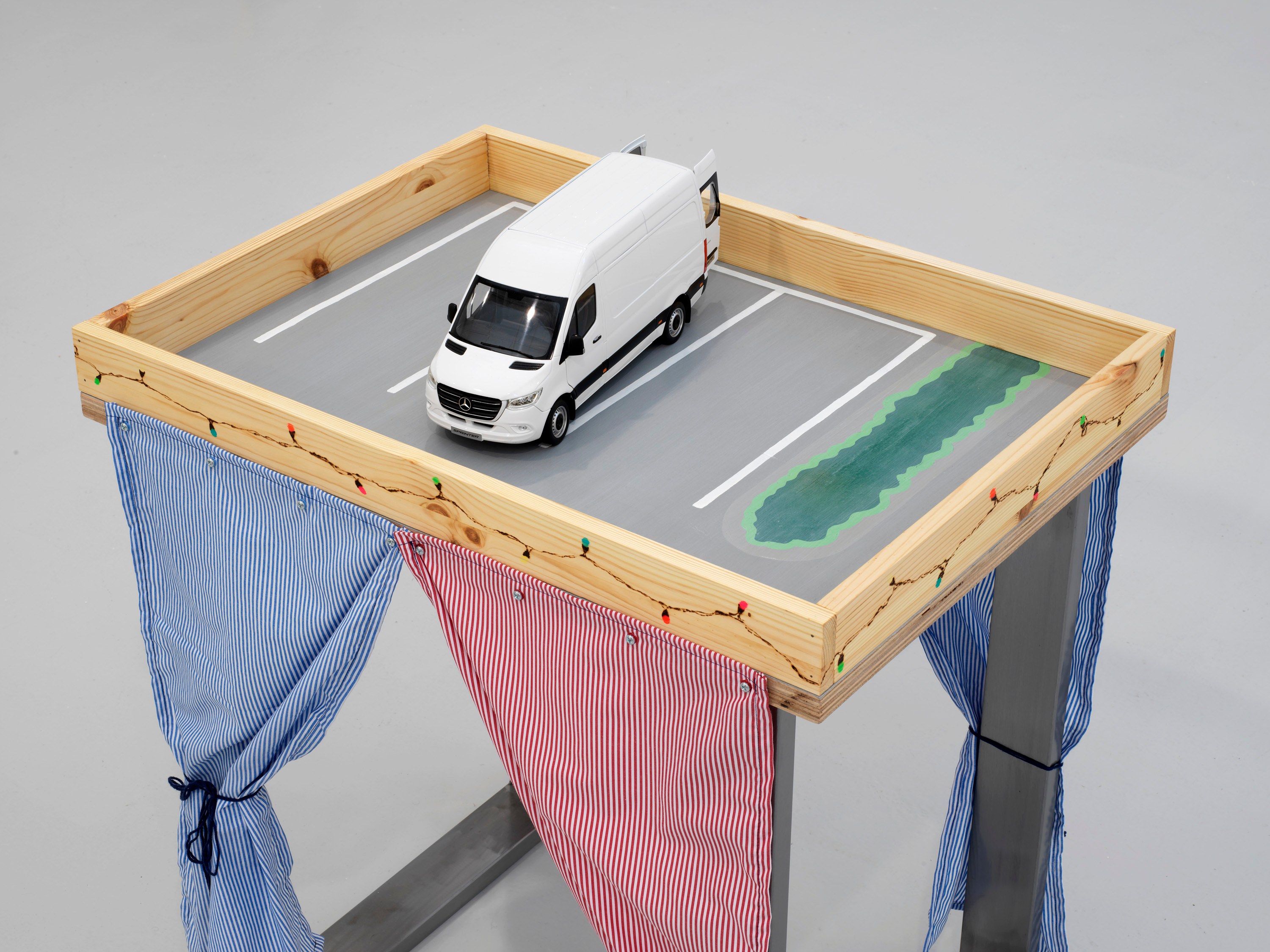 Guendalina Cerruti, Zoe Williams, Playful Agressions at greengrassi & Corvi-Mora, London, photo 25
