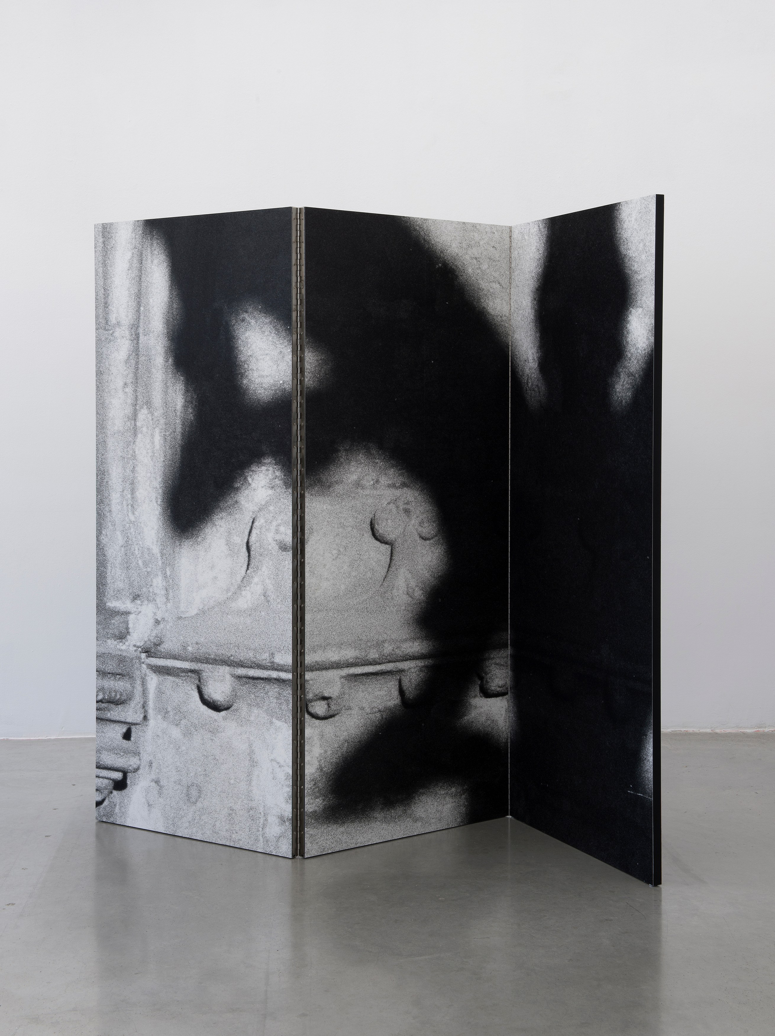 Jef Geys, Paravents (As Sombras de Lisboa) at Air de Paris, photo 13