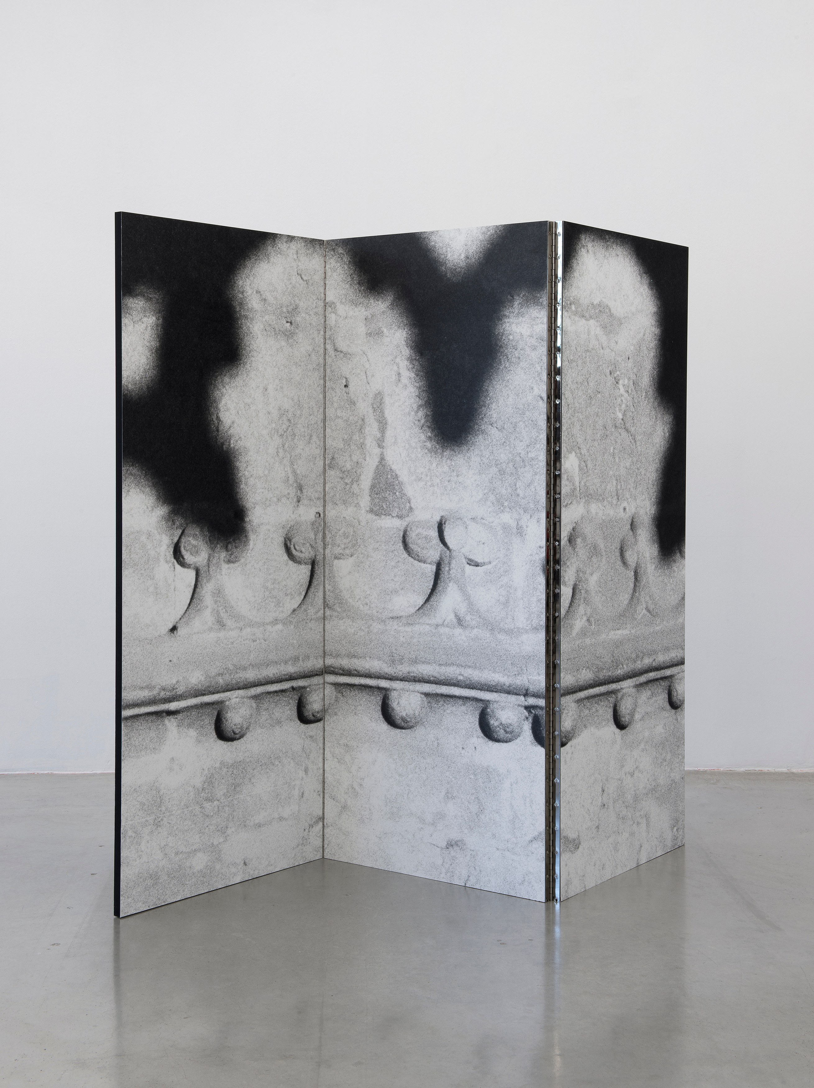 Jef Geys, Paravents (As Sombras de Lisboa) at Air de Paris, photo 19