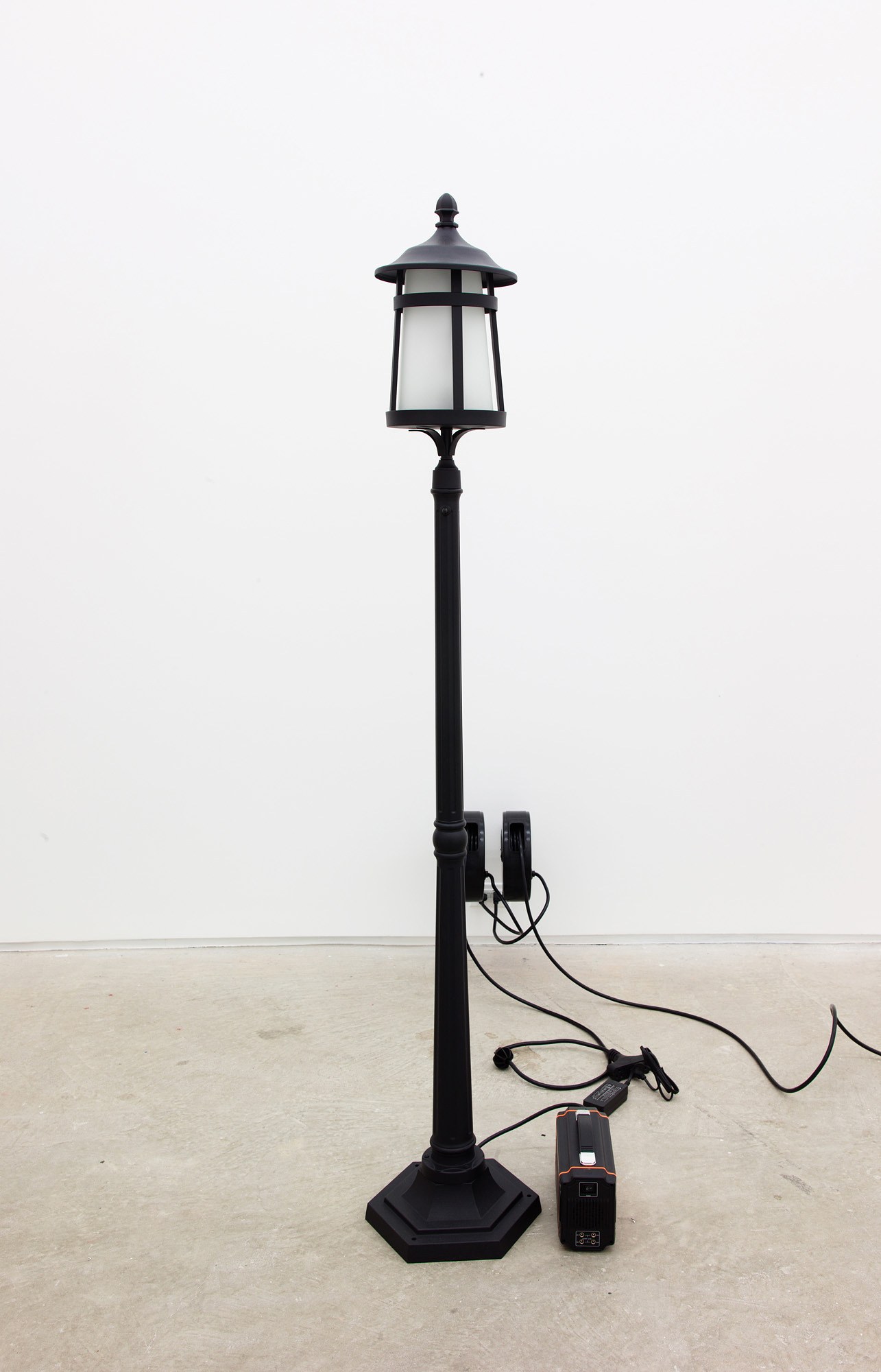 Ghislaine Leung, Power Relations at Maxwell Graham, photo 16