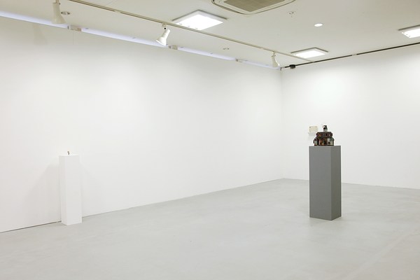 Image 4 of 74