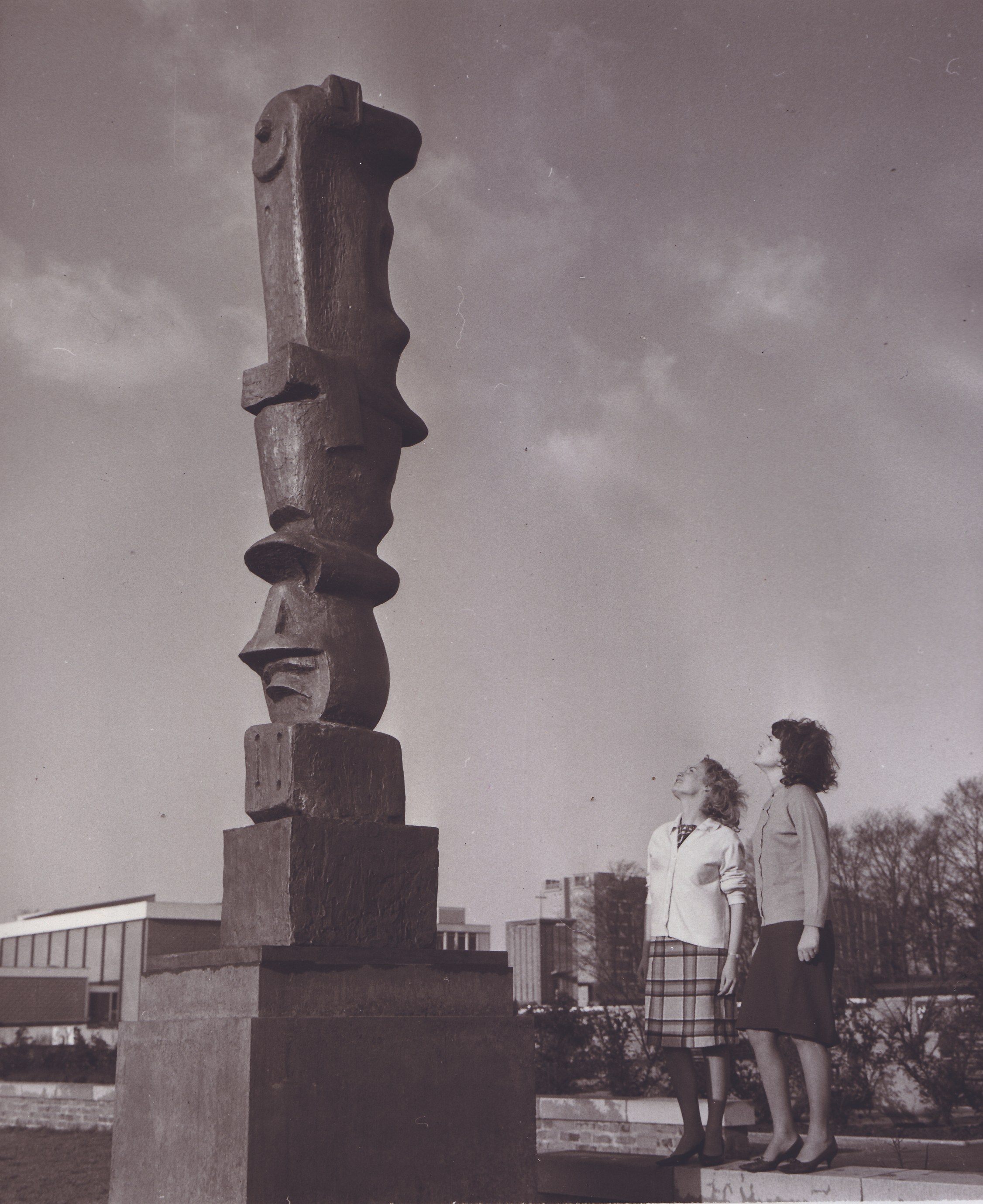 Scott King, Totem Motif at Between Bridges, photo 37