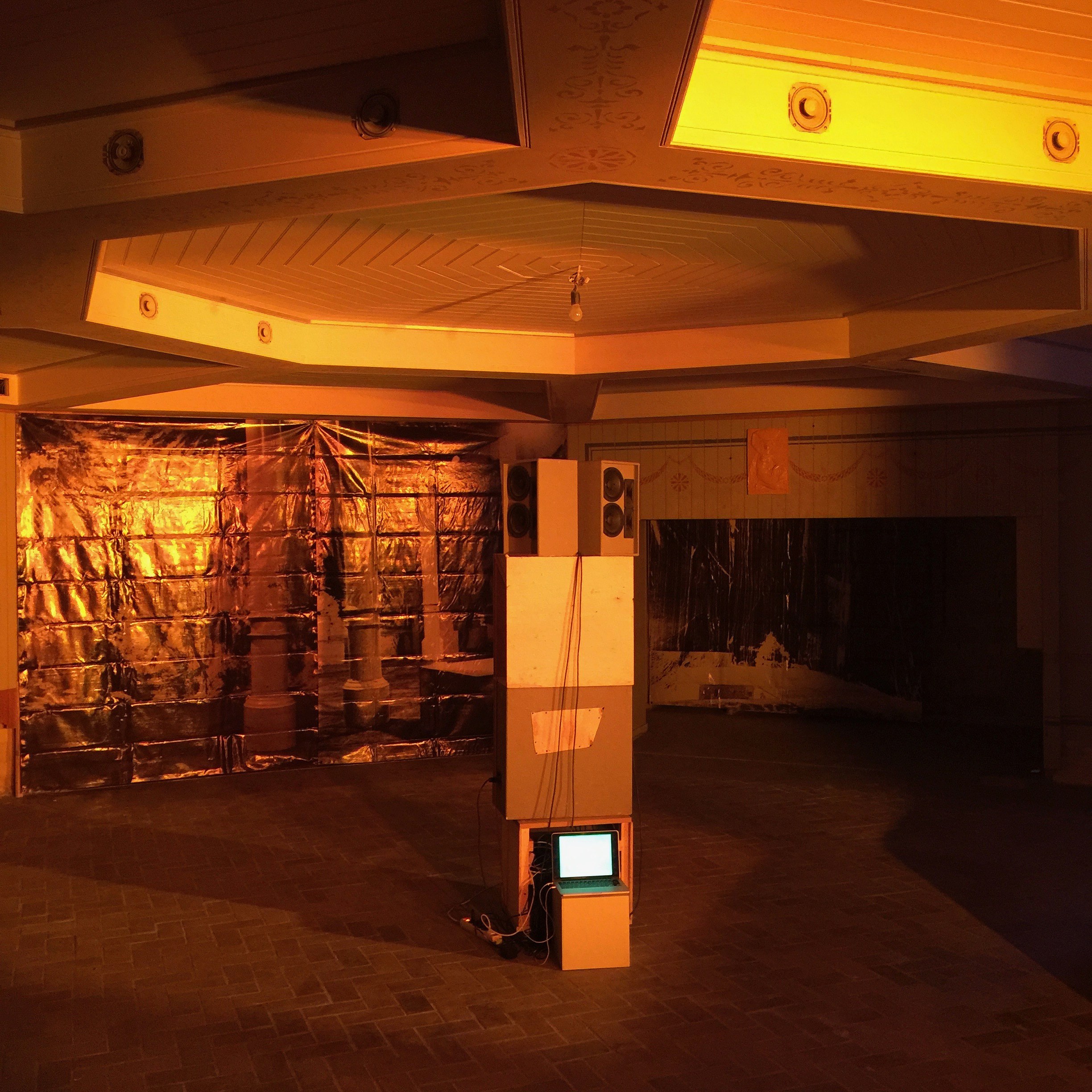 Juliette Blightman, Nightshift at Schinkel Pavillon, photo 3