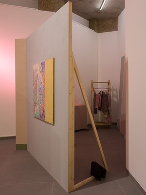 Image 9 of 40