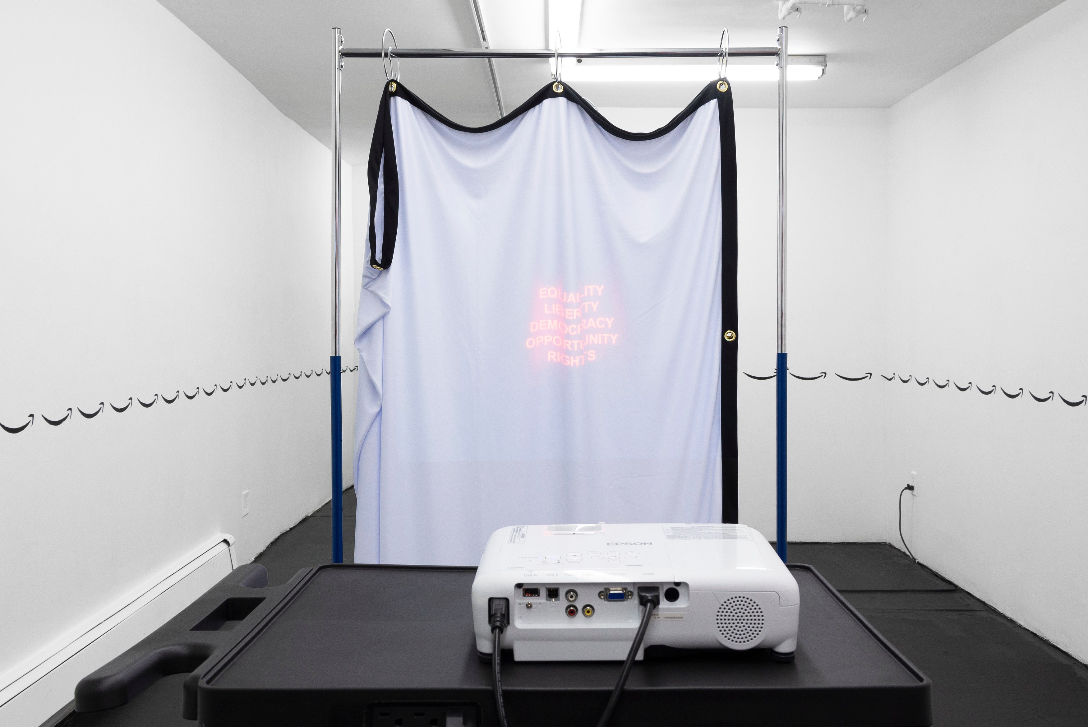 D'Ette Nogle, Bleeding Canvas at Derosia, photo 11