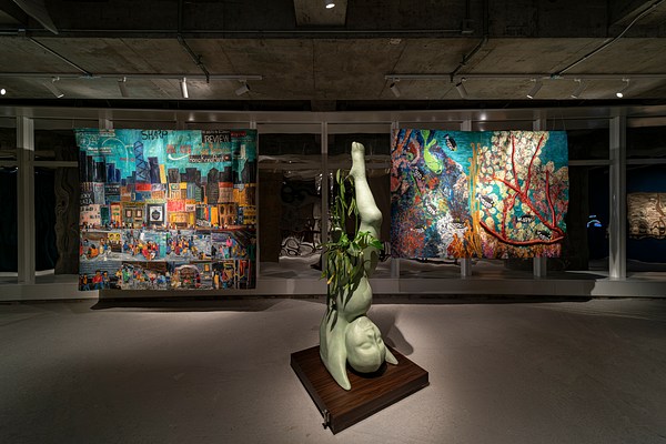 Image 10 of 28