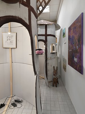 Image 8 of 51