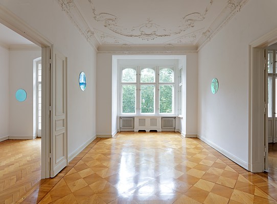 Image 3 of 23