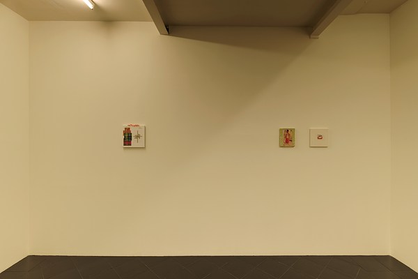 Image 4 of 18