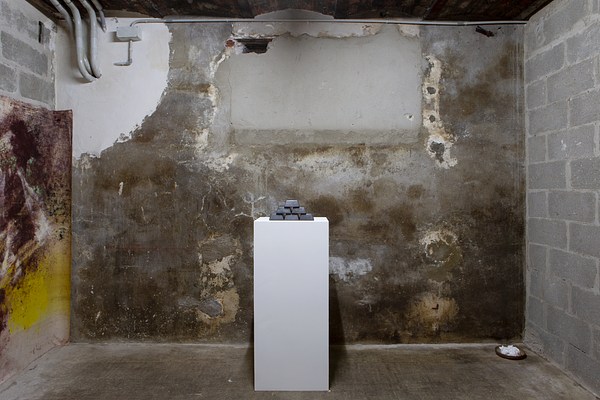 Image 1 of 28