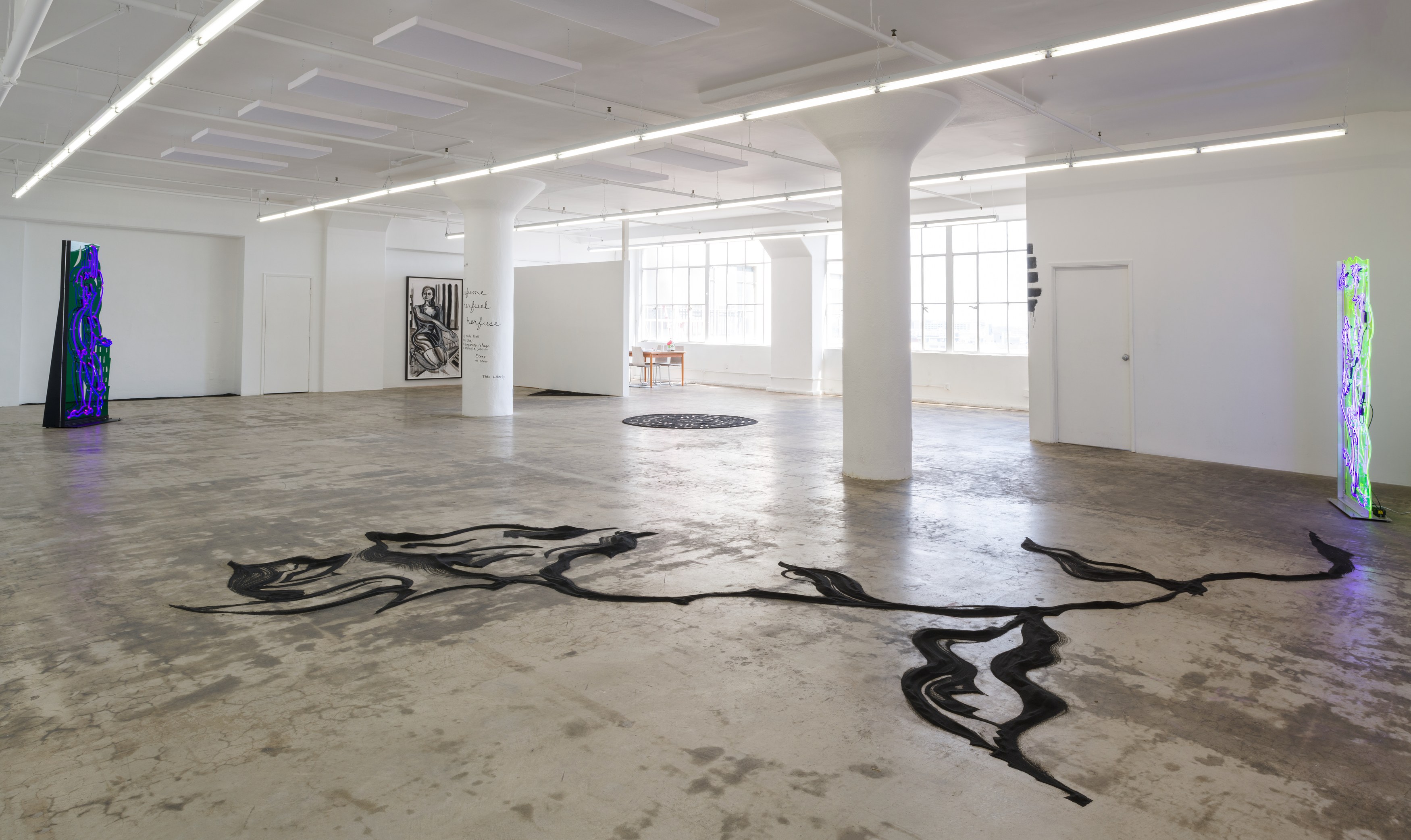 Mira Dancy, Herfugue at Joan, photo 6