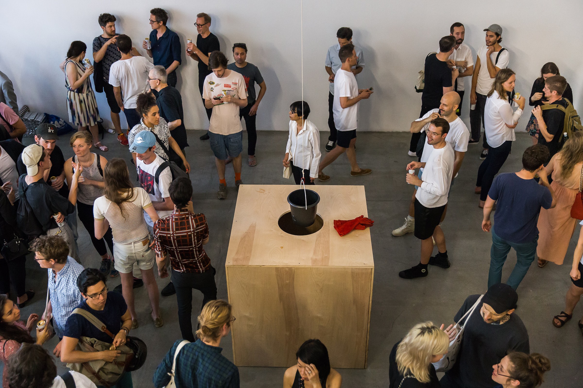 Roman Signer, Pendel (Pendulum) at Swiss Institute, photo 5