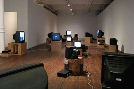 Eric Hattan, Liquid Concrete at Swiss Institute, photo 2