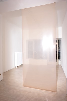 Image 4 of 18