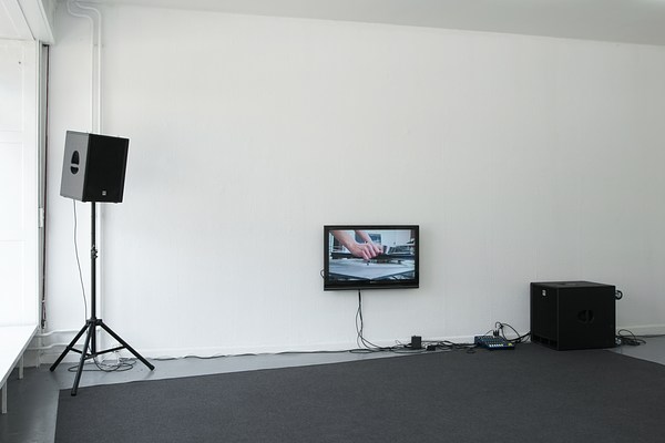 Image 2 of 30