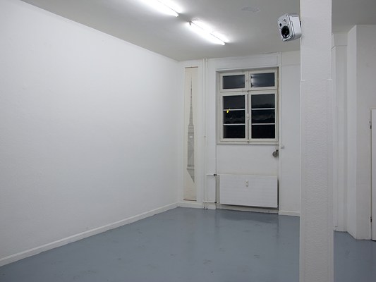 Image 2 of 51